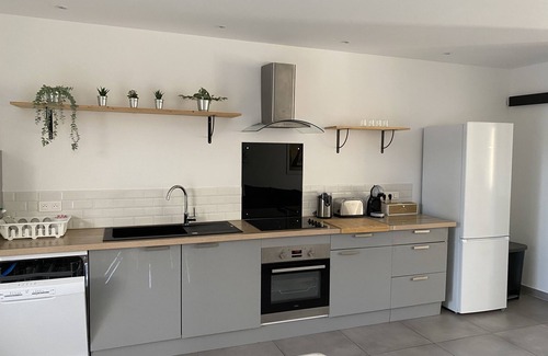 Hyeres Casa | Duplex with garden and Jacuzzi in the countryside