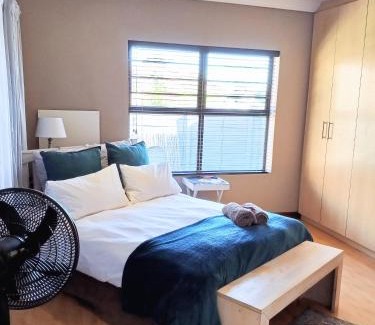 Koelenhof Apartamento | Durbanville Luxury Living Private Room