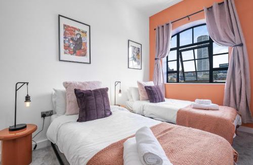 Birmingham City Centre Casa | Dusk House