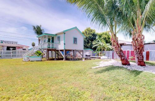 Caye Caulker Hotel | DV #1 at DV Cabanas - Gold Standard Certified