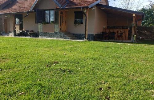 Nisava District Villa | Dvor apartman