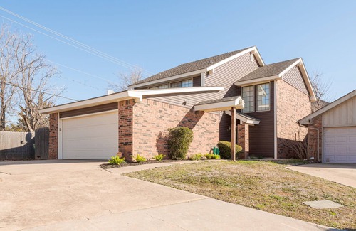Oklahoma City Cabaña | DW Cottage - Close to Restaurants and Shopping!