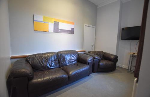 Sunderland Casa | Dwell Living Central 5 Bd, Sleeps 10