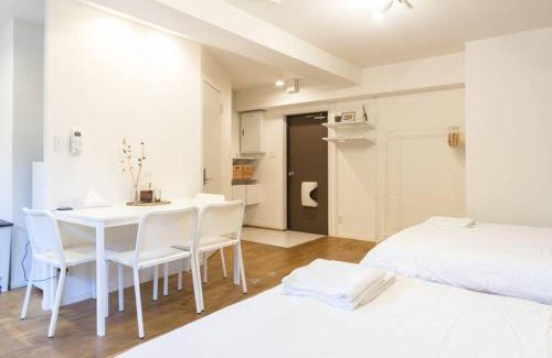 Honmachi Apartamento | Dwell Urban 2B