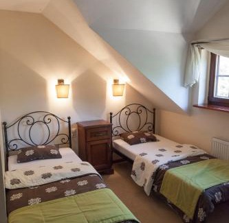 Smardzewice Cama Y Desayuno | Dworek Biały Domek