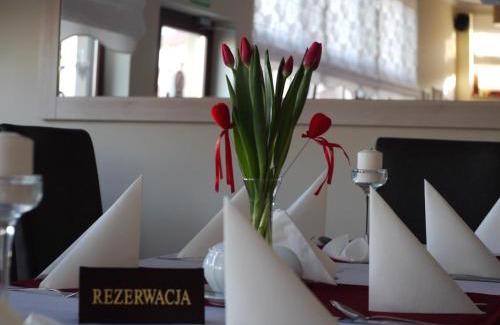 West Pomeranian Voivodeship Cama Y Desayuno | Dworek w Płoni