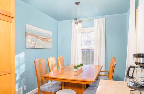 Menasha Casa | Eᴅɢᴇᴡᴀᴛᴇʀ Oᴀsɪs - Sleeps 8