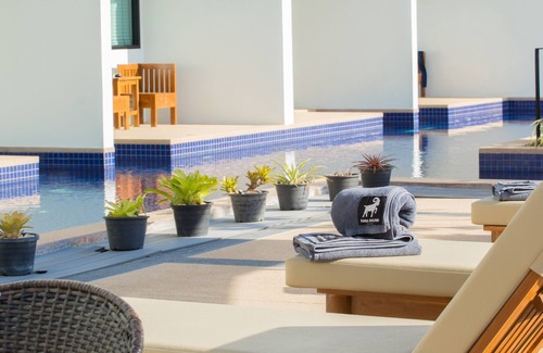 Wichit Apartamento | E Honeymoon Studio con acceso a la piscina