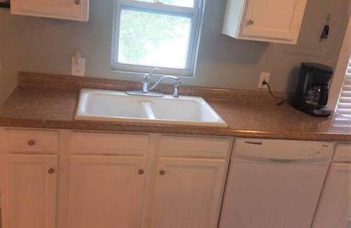 Maxwell Casa | E Nashville*1/2 Block to 5Points*Eat/Drink*2BR/1BA