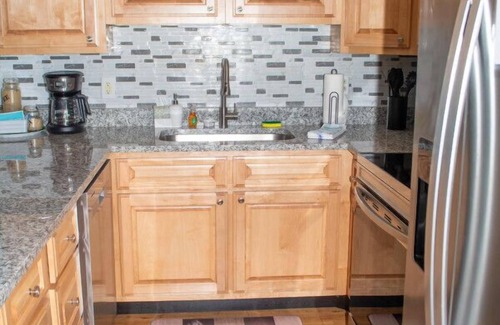 Ghent Condominio | E104 · Winterplace Ski in Ski out condo First floor! E104