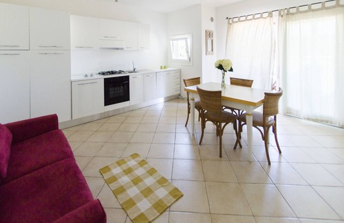 Baja Sardinia Apartamento | Ea Bianca Trilo 2Km From The Beach, Baja Sardinia, Italy