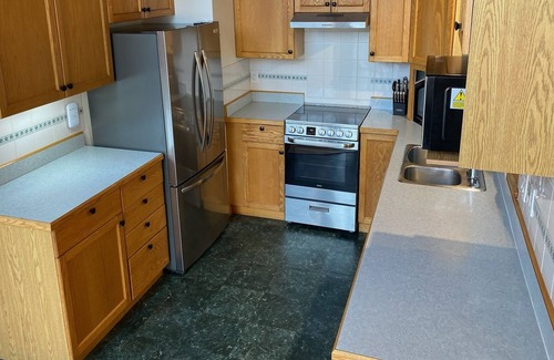 Blind Bay Casa | EAGLE BAY SEMI-LAKEFRONT - 2 PRIVATE SUITES - KING BEDS - LAKE ACCESS