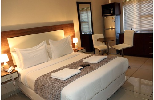 Greater Johannesburg Metropolitan Area Hotel | Eagle Nest Luxury Accommodation
