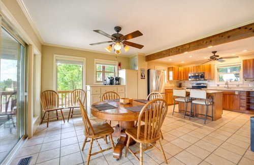 Eagle Rock Casa | Eagle Rock Gem on Table Rock Lake w/ Decks & Grill