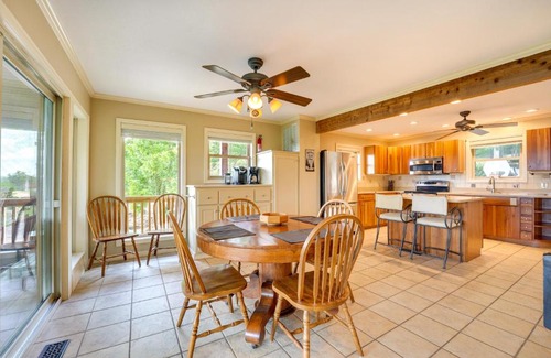 Eagle Rock Casa | Eagle Rock Gem on Table Rock Lake with Decks and Grill