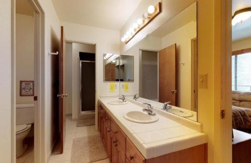 Lakeshore Apartamento | Eagle's Landing Condo 68