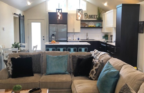 Russellville Casa | Eagle's Nest - Beautiful House close to boat launch and local attractions.