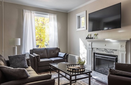 La Crosse Casa | Eagles Landing: A remodeled house with many modern updates!