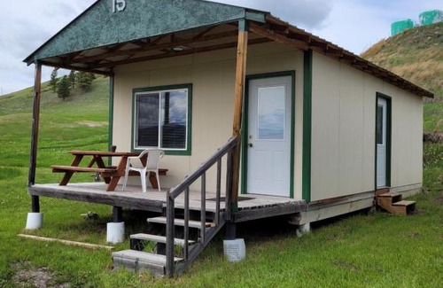 Sturgis Cabina | Eagles Landing Campground
