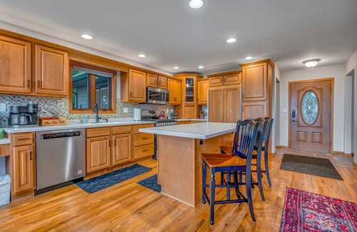 De Soto Casa | Eagles Landing Sleeps 10 HOT TUB