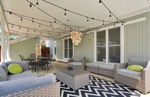 Eagles Nest Casa | Eagles Nest 4 bedroom 2 bathroom with gorgeous private pool and covered patio