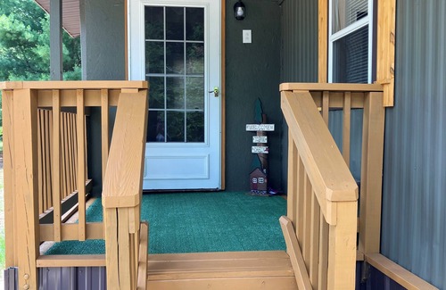 Luther Casa | Eagles Nest. - Near fishing, ORV trails, National Forest