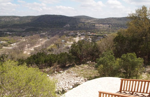 Concan Casa | Eagles 'Roost Vacation Home