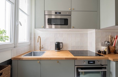 Auteuil Apartamento | Earthy and Airy, by Veeve