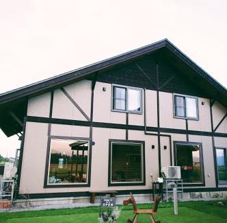 Nakafurano Chalet De Esquí | easelog 中富良野山居木屋 距離富良野滑雪场15分钟車程