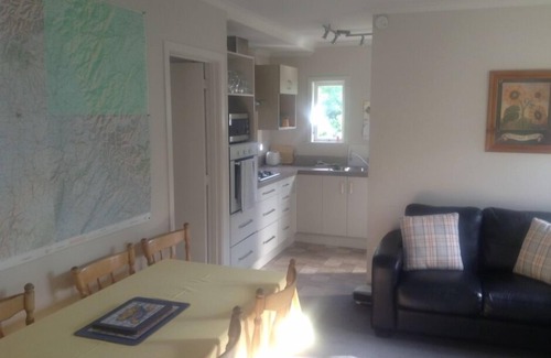 Naseby Casa | Eask Street Holiday Home