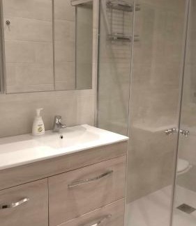 San Sebastian Centro Apartamento | Easo Suits Family Friends Parking