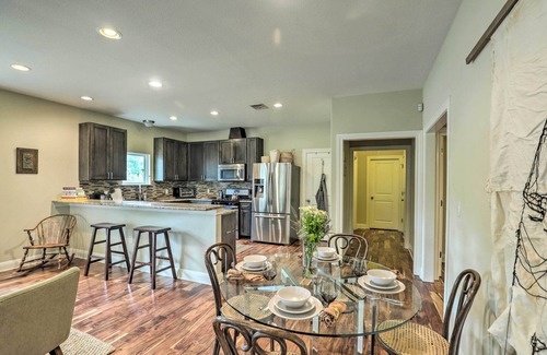 Govalle Casa | East Austin Hideaway ~ 4 Mi to Ladybird Lake!