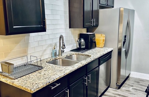 Windsor Park Casa | East Austin Home - Peaceful and centrally-located