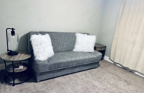 Windsor Park Casa | East Austin Home - Peaceful and centrally-located