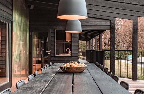Red Hill South Casa | EAST COAST ESCAPES | Winifred por Kinsfolk