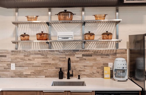 Inglewood Casa | East End Loft