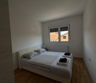 Nis Apartamento | East gate apartment Niš