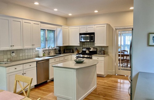 Northwest Harbor Casa | East Hampton Classic