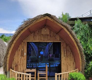 Basdiot Chalet De Esquí | East Holiday Resort Moalboal