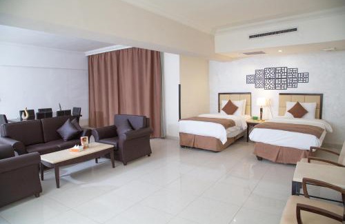 Sweimeh Hotel | East hotel