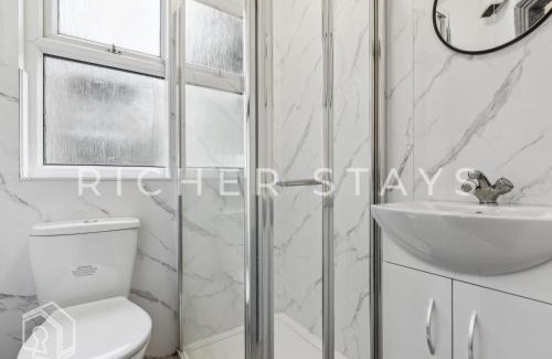 William Morris Casa | East LDN Guest Rooms and Amenities