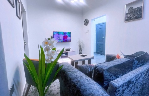 Madina Apartamento | East Legon Lux. 1 Bedroom Apartment w/ Free Wi-fi