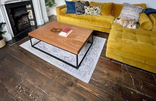 Dalston Apartamento | East London Vintage Creative Victorian Maisonette Hackney