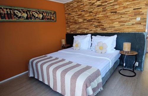 Municipality of Veenendaal Cama Y Desayuno | East Meets West Bed and Breakfast