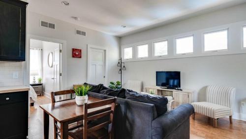 Eastwood Apartamento | East Nash Hideaway