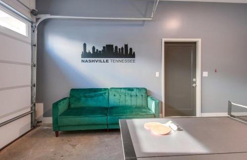 Talbot's Corner Casa | East Nash Lux - 13 Beds & City Views