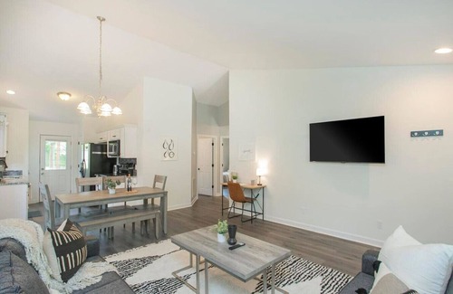 Shelby Hills Apartamento | “East Nashville Haven” | 7 min to Broadway & DT!