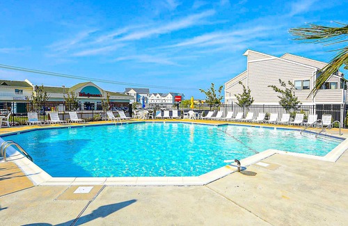 Fenwick Island Condominio | East of the Sun condo with WiFi, central AC, pool and tennis - walk to beach