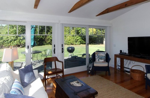 East Orleans Cabaña | East Orleans Cottage 3/10 mile to Nauset Beach
