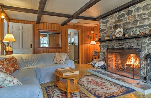 Otis Casa | East Otis Reservoir Cabin with Porch - Walk to Lake!